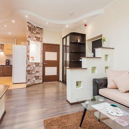 קייב Navit Apartments With Breakfast,Near The Railway Station, The City Center, The Park מראה חיצוני תמונה