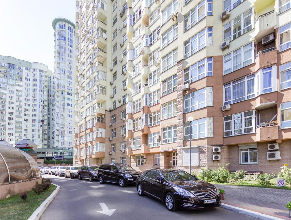 קייב Navit Apartments With Breakfast,Near The Railway Station, The City Center, The Park מראה חיצוני תמונה
