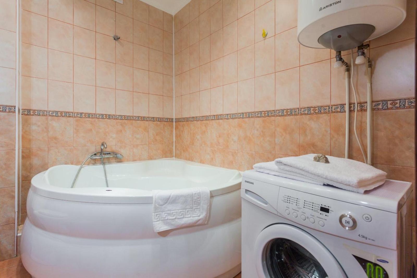 קייב Navit Apartments With Breakfast,Near The Railway Station, The City Center, The Park מראה חיצוני תמונה